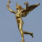 The fallacy of poverty and the utilitarian justification of freedom